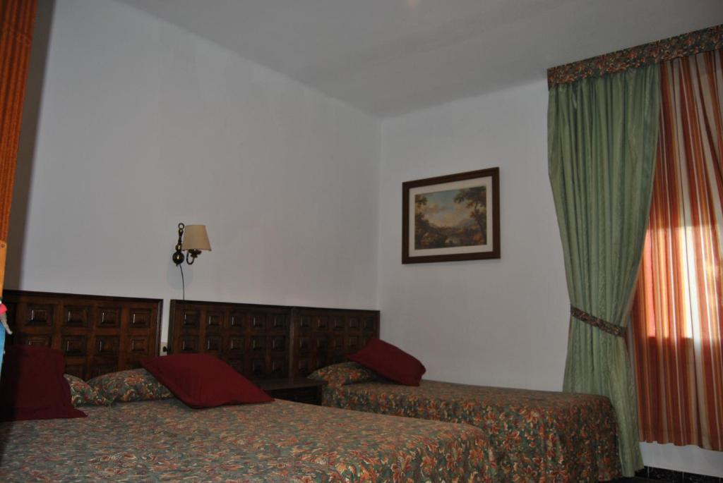 Hotel Montana By Bossh! Hotels Roses Room photo