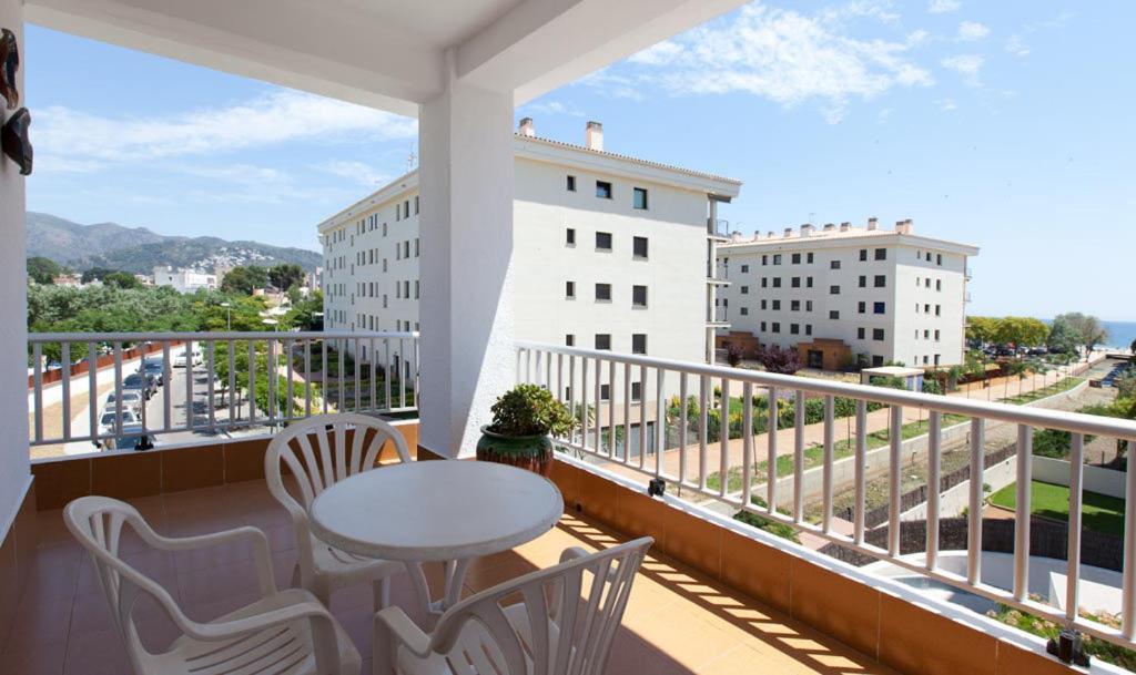Hotel Montana By Bossh! Hotels Roses Room photo