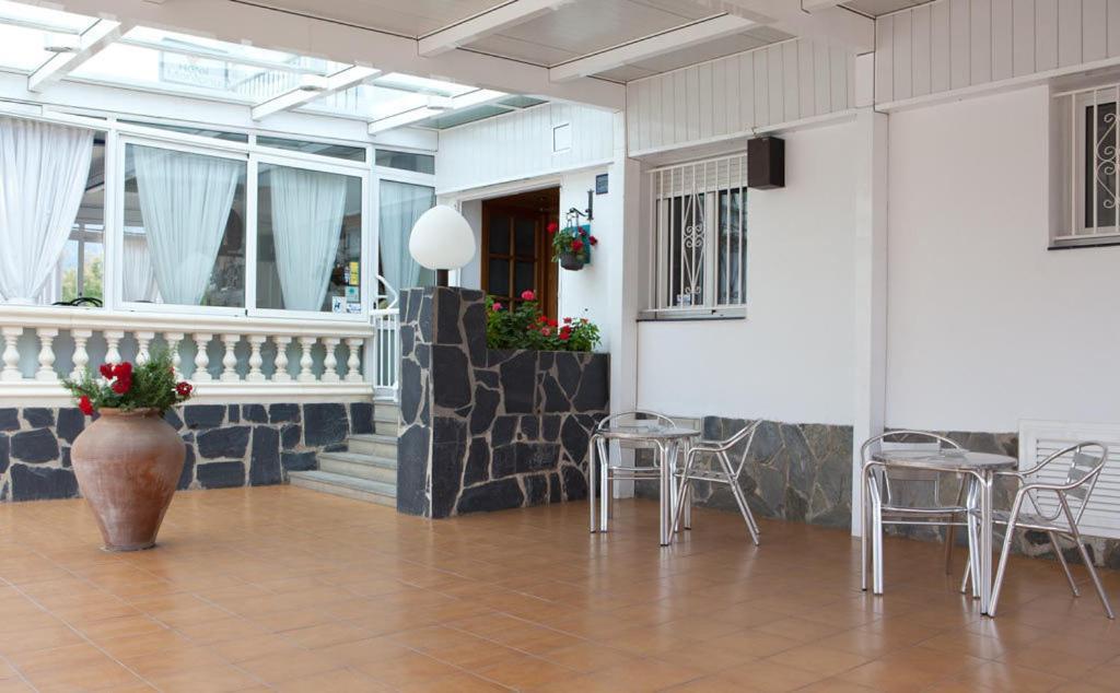 Hotel Montana By Bossh! Hotels Roses Exterior photo